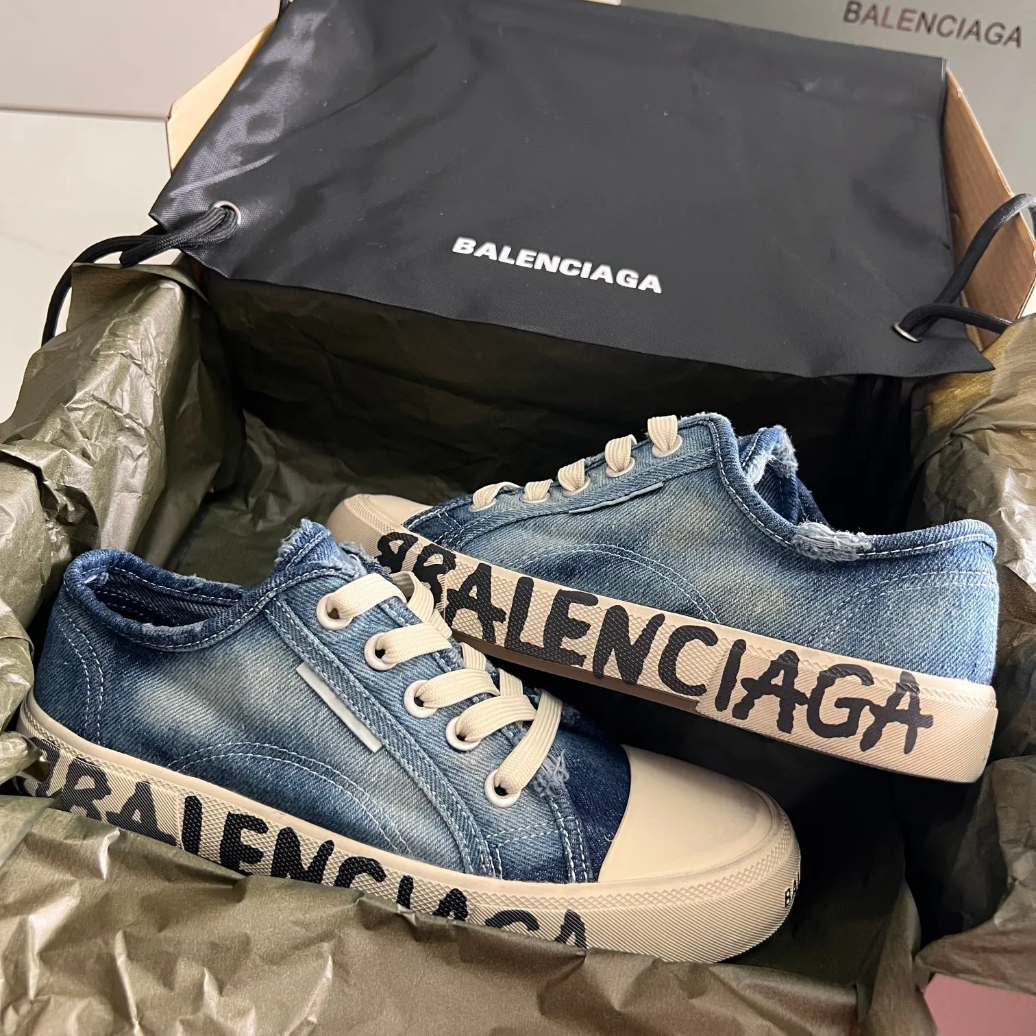 👟👟Ex-factory price 460👟👟 Elastic denim depiction BALENCIAGA Summer must-have new color real-life hand-painted washed and aged production process with original packaging Code number: 35-44 (45 customized)